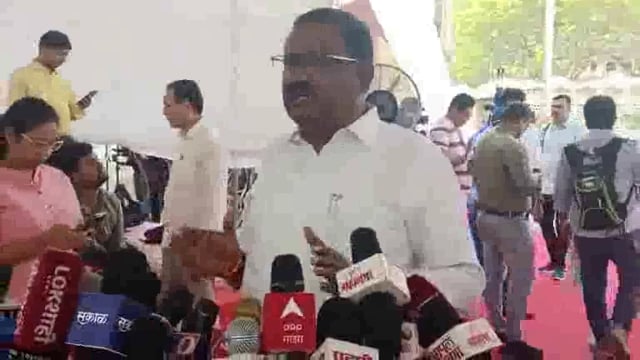 धनंजय मुंडेंच्या राजीनाम्यावर सुरेश धस यांची प्रतिक्रिया #politics 