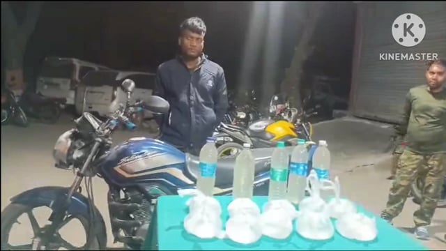 धर्मपुर गांव के समीप 15 लीटर देसी शराब के साथ तस्कर गिरफ्तार।