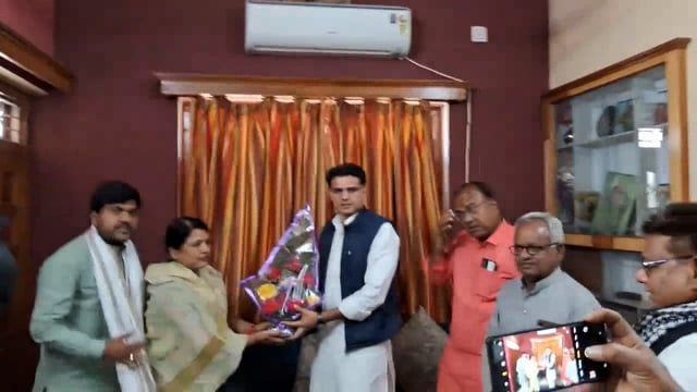 Sachin Pilot reviews development works with officials in Tonk #politics