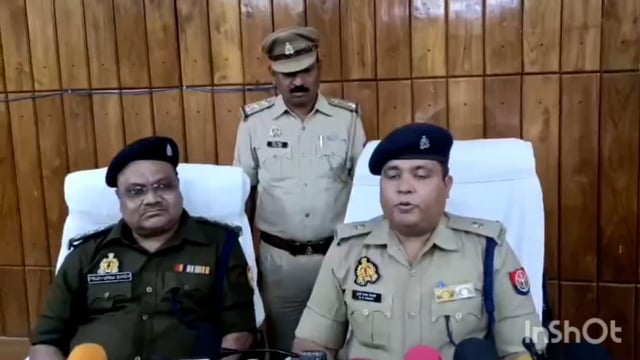 Bahraich:*ब्रेकिंग बहराइच रुपईडीहा पुलिस की बड़ी उपलब्धी 9 किलो 900 ग्राम चरस के साथ एक अंतरराष्ट्रीय तस्कर गिरफ्तार