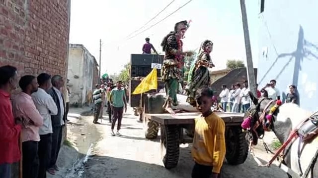 लालवाला! बड़ी धूमधाम से निकाली गई शोभायात्रा!  पुलिस प्रशासन ने बनाई शांतिव्यवस्था !