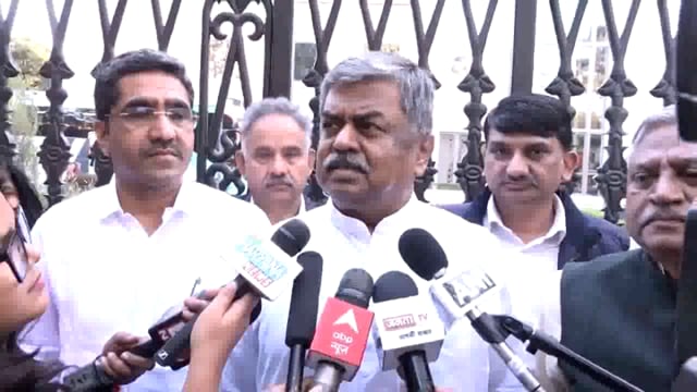 हरियाणा: हरियाणा स्टीयरिंग कमेटी की बैठक में 'संविधान बचाओ पदयात्रा' के बारे में महत्वपूर्ण चर्चा हुई। इस पदयात्रा की शुरुआत 26 जनवरी 2025 को बेलगावी से होगी#politics