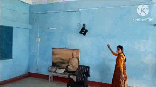 स्कूल का ताला तो चोरों ने एलसीडी, कंप्यूटर सहित कई अन्य कीमती सामान चुराया।