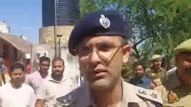 फतेहाबाद क्षेत्र में युवक का शव मिलने संबंधी प्रकरण में पुलिस उपायुक्त पूर्वी जोन अतुल शर्मा  द्वारा दी गई वाइट