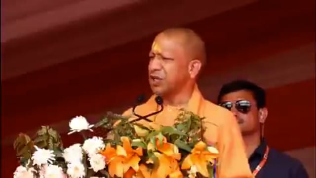 मथुरा मे सीएम योगी का बड़ा बयान-

मथुरा मे बोले सीएम योगी

अयोध्‍या और काशी के बाद अब ब्रजभूमि के विकास की बारी