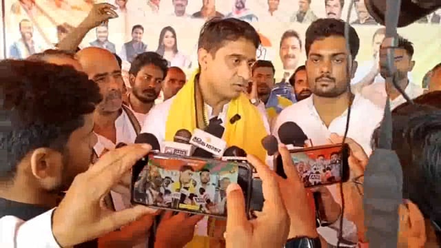 भाजपा की नीतियों पर सवाल उठाते हुए उधय भानु चिब ने कहा कि, 