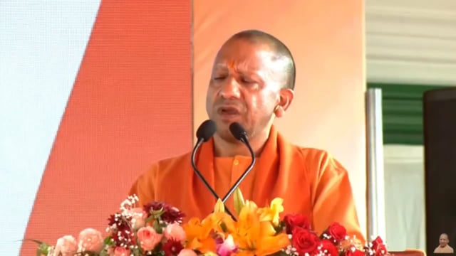 उत्तर प्रदेश के मुख्यमंत्री योगी आदित्यनाथ ने इतिहास के महान नायकों की महिमा को रेखांकित करते हुए कहा कि 