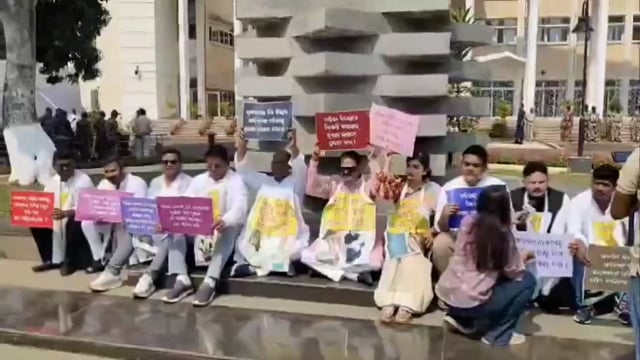 Big question on the safety of women and children in Odisha: Congress opposes #protest