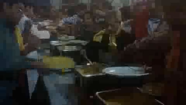 Bhandare ka aayojan Shuru hua