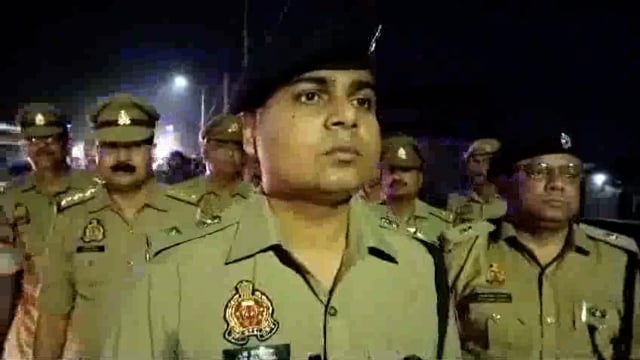 गाज़ीपुर पुलिस अधीक्षक द्वारा होली, ईद,त्योहार के मध्य नजर किया गया मार्च के संबंध में