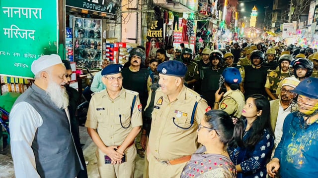 Bahraich :1 जनपद बहराइच से बड़ी खबर जिलाधिकारी श्रीमती मोनिका रानी व पुलिस अधीक्षक महोदय द्वारा पुलिस बल के साथ नगर