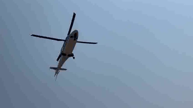 मृद व जलसंधारण मंत्री संजय राठोड यांची पाल येथे होली महोत्सवासाठी सावदा येथे हेलिकॉप्टरने आगमन