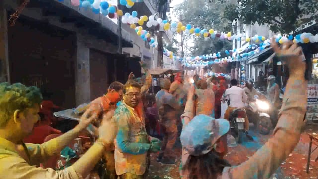 आगरा 13.3.2025 को आगरा और अलीगढ़ में मनाई गई बड़े प्रेम भाव से गुलाल की होली आनंदपूर्वक मनाई होली