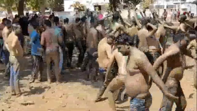 गाज़ीपुर एसपी का दिखा अनोखा अंदाज पुलिसकर्मियों संग रंग में हुऐ सराबोर 