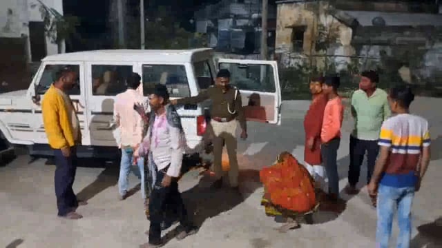 बच्चों के पुरानी रंजिश को लेकर आपसी झड़प में महिला समेत चार घायल, बेहतर इलाज के GMCH रेफर#cmbihar 