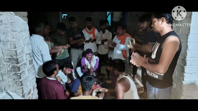 दांगी समाज के लोगों ने पुरानी परंपरा के अनुसार मनाया होली