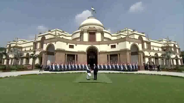 PM Narendra Modi holds talks with New Zealand PM Christopher Luxon at Hyderabad House #politics