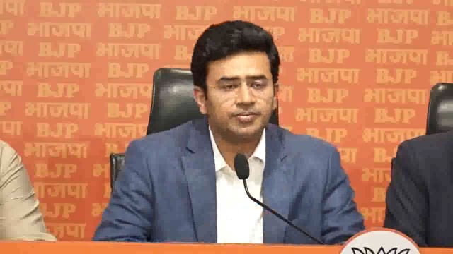 भा.ज.पा. सांसद तेजस्वी सूर्या ने कहा कि मुसलमानों को अनुबंधों में 4% आरक्षण देना न केवल असंवैधानिक है, बल्कि यह उस दिशा में एक कदम है जिसे संविधान के निर्माताओं ने सिरे से खारिज किया था। 
#politics