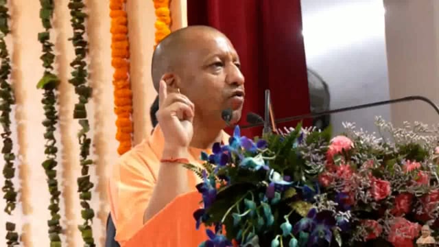 उत्तर प्रदेश के मुख्यमंत्री योगी आदित्यनाथ ने राज्य में औद्योगिक विकास को लेकर की गई पहल को सामने रखते हुए कहा कि उनकी सरकार ने औद्योगिक निवेश के लिए एक नया और सकारात्मक वातावरण तैयार किया है। #politics