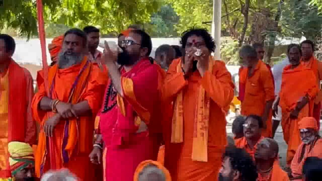 Andhra Pradesh: Hindu groups protest against construction of Mumtaz Hotel near Tirupati temple 
#protest