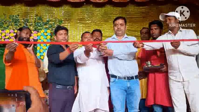 नकसोसा गांव में आयोजित लक्ष्मी नारायण महायज्ञ का कार्यपालक दंडाधिकारी एवं बीडीओ ने संयुक्त रूप से किया उद्घाटन।