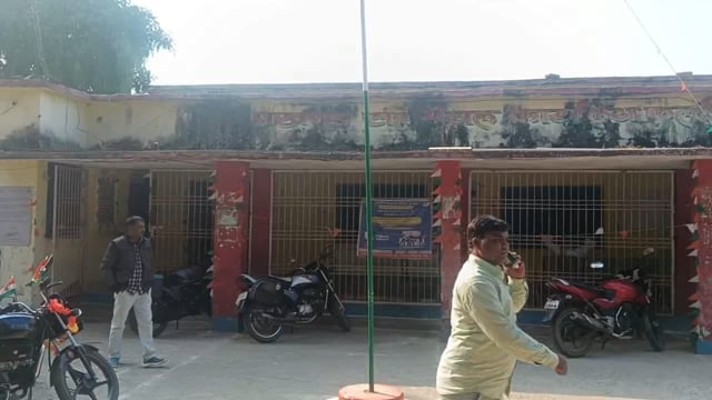 सुशासन की सरकार में सरकारी जमीन अतिक्रमण करने से रोकने पर दबंगों ने अंचलाधिकारी पर किया जानलेवा हमला, बाल बाल बचे पदा0