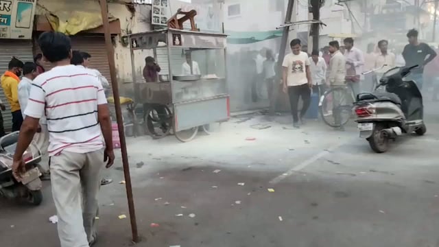 अकोला शहरातील सिंधी कॅम्प भागात गॅस सिलेंडरला लागली आग #fire 