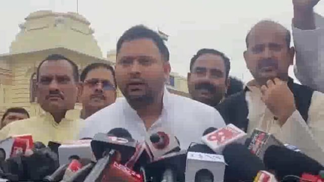 राजद नेता तेजस्वी यादव ने देशभक्ति पर सवाल उठाते हुए कहा, 