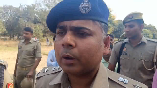 गाजीपुर दिनदहाड़े दो युवकों की हत्या के संबंध में एसपी गाज़ीपुर
