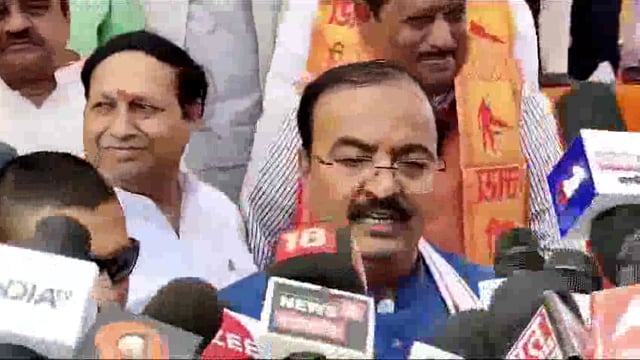 हारदोई: उत्तर प्रदेश के डिप्टी मुख्यमंत्री केशव प्रसाद मौर्य ने हाल ही में एक बयान में कहा, "हमारे मुख्यमंत्री योगी आदित्यनाथ जी हैं और अभी वही आगे रहेंगे हम लोगों के बीच।" उन्होंने यह स्पष्ट किया कि योगी आदित्यनाथ जी के नेतृत्व में ही राज्य की सरकार काम कर रही है और उन्होंने अपनी भावना को व्यक्त किया।
मौर्य#politics