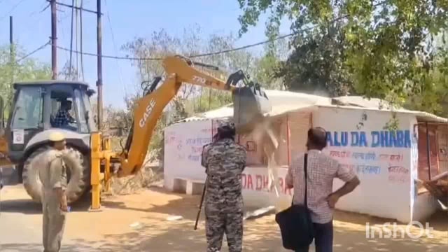 प्रेमनगर गढ़िया गांव में नगर निगम की बड़ी कार्रवाई अवैध कब्जे को हटाने के लिए बुलडोजर चलाया गया