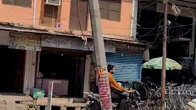 पालिका प्रशासन की लापरवाही से हो सकता है बड़ा हादसा