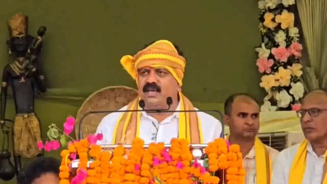 विजय शर्मा ने बस्तर में बढ़ती सुरक्षा स्थिति पर अपनी बात रखते हुए कहा #politics