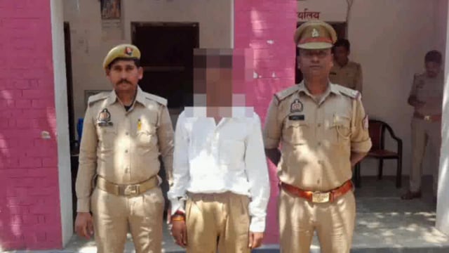 संग्रामगढ पुलिस द्वारा वारंटी अभियुक्त प्रदीप कुमार ओझा पुत्र रामनरेश ओझा को मुखबिर सूचना पर नेवादा  गिरफ्तार किया 