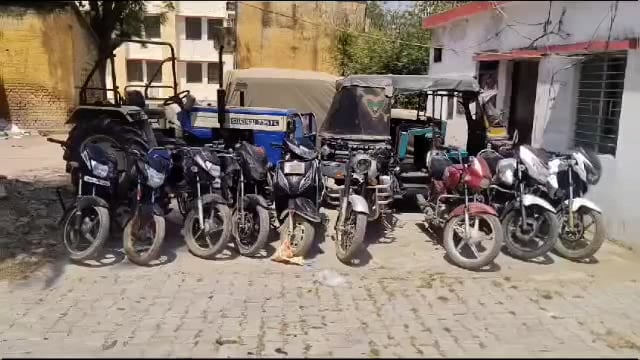 झांसी पुलिस को बड़ी सफलता हाथ लगी स्वाट टीम और प्रेमनगर पुलिस ने दो शातिर बदमाशों को गिरफ्तार किया