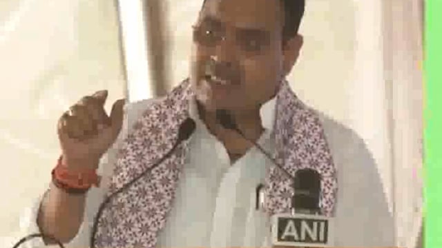 भजनलाल शर्मा ने कहा कि उनकी सरकार किसानों के सर्वांगीण कल्याण के लिए समर्पित सभी योजनाओं को पूरी निष्ठा के साथ लागू कर रही है। उन्होंने यह भी बताया कि इन योजनाओं के माध्यम से किसानों को आर्थिक और सामाजिक सुरक्षा प्रदान की जा रही है, ताकि उनके जीवन स्तर में सुधार हो सके।
#politics