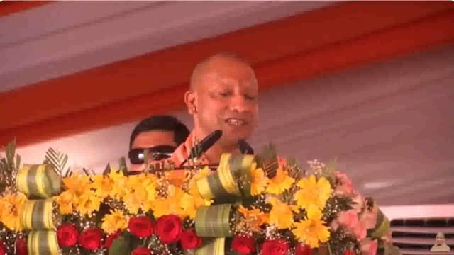 मुख्यमंत्री योगी आदित्यनाथ ने आगरा के म्यूजियम के नामकरण को लेकर बड़ा बयान दिया। उन्होंने कहा कि आगरा की पहचान छत्रपति शिवाजी महाराज से जुड़ी हुई है, और इस कारण म्यूजियम का नाम 'मुगल म्यूजियम' के बजाय 'छत्रपति शिवाजी महाराज म्यूजियम' रखा जाएगा।#politics