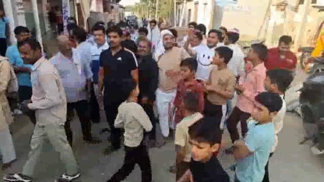 चौमुहा में रामजीलाल सुमन के बयान का विरोध प्रदर्शन 