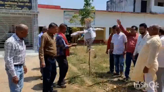 बेलहर के चंदेश्वरी सिंह महाविद्यालय के शिक्षकों ने विजय चौधरी का किया पुतला दहन,अनुदान नहीं बेतन की किया मांग