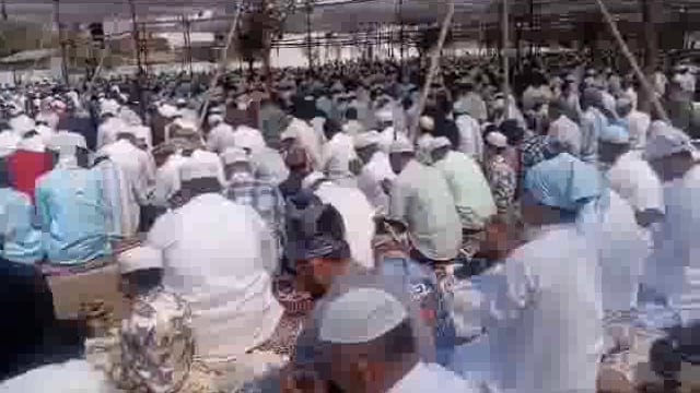 ईदगाह मैदानावर मुस्लिम बांधवांकडून रमजान ईदची सामूहिक नमाज पठण