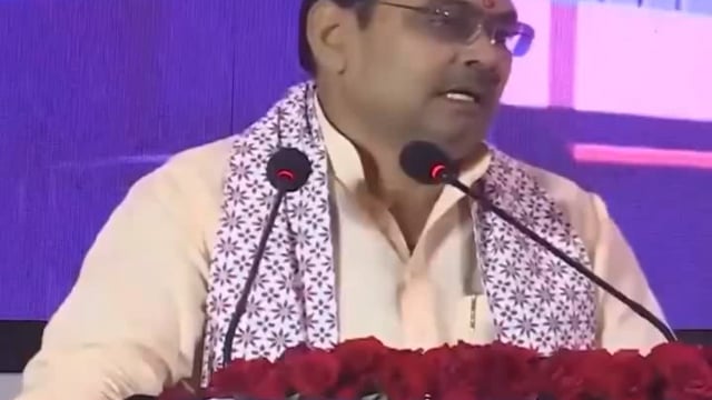 हरियाणा के मंत्री भजनलाल शर्मा ने प्रधानमंत्री नरेंद्र मोदी के 'सबका साथ, सबका विकास, सबका विश्वास' के विजन की सराहना करते हुए कहा कि हमारी सरकार इस मार्ग पर आगे बढ़ रही है। उन्होंने बताया कि मोदी जी के नेतृत्व में हर वर्ग के लोगों की भलाई के लिए लगातार काम किए जा रहे हैं, और हमारी सरकार उसी दिशा में कार्य कर रही है।
#politics