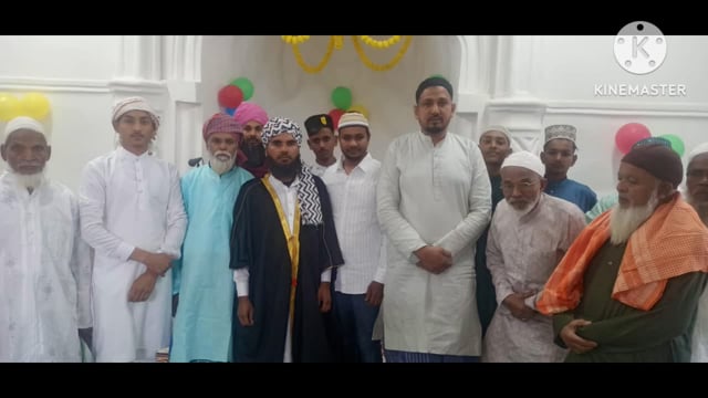 धूमधाम से मनाया गया ईद उल फितर का त्यौहार, मस्जिदों में उमड़ा नमाजियों का हुजूम, मांगी अमन चैन की दुआ