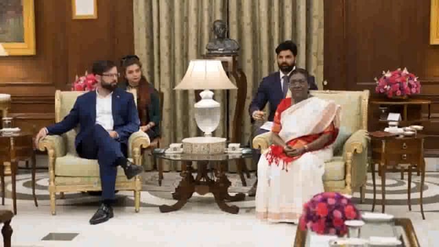 भारतीय राष्ट्रपति ने राष्ट्रपति भवन में चिली के राष्ट्रपति बोरिक फॉन्ट का स्वागत किया#politics