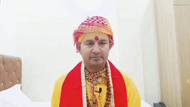 बक्फ बोर्ड की जमीन पर अस्पताल और कॉलेज बनने चाहिए हिंदू धर्म गुरु दिनेश फलारी ने कहा