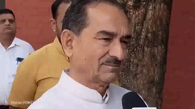 राज्यसभा सांसद मदन राठौड़ ने वक्फ़ संशोधन विधेयक पर अपनी प्रतिक्रिया व्यक्त करते हुए कहा कि यह विधेयक वक्फ़ संपत्तियों के बेहतर प्रबंधन और उनके उपयोग में पारदर्शिता लाने के लिए एक महत्वपूर्ण कदम है। उन्होंने इस बिल को एक ऐतिहासिक कदम बताते हुए कहा#politics