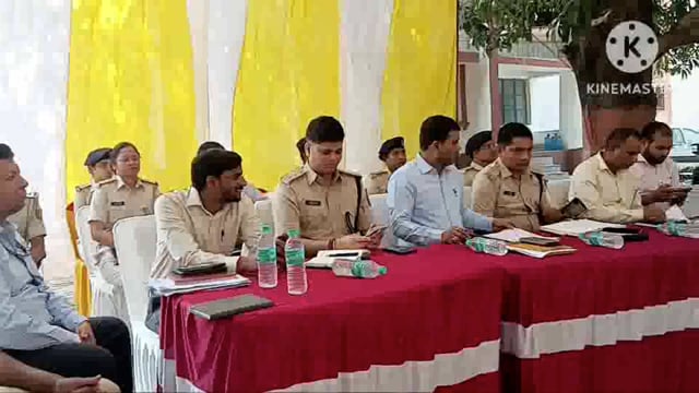 नवादा एसपी के द्वारा सिरदला थाना में किया गया शांति समिति की बैठक