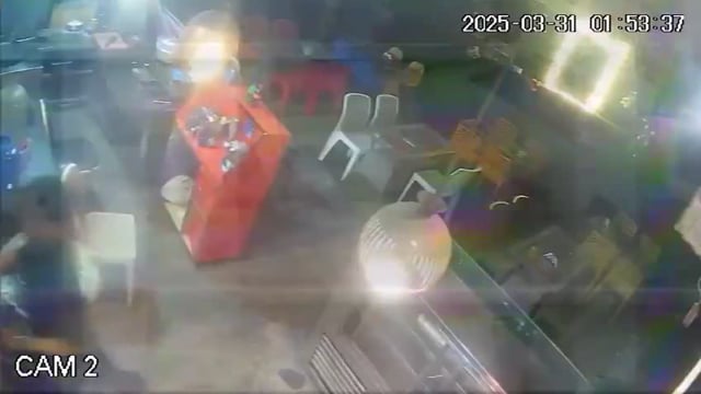 गाजियाबाद: पिज्जा न परोसने पर रेस्टोरेंट में मारपीट, कर्मचारियों से बदसलूकी#crime