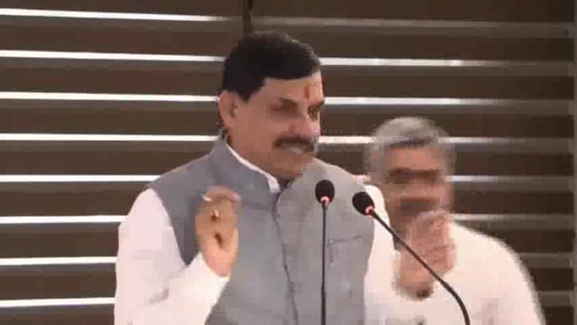 AI) के बारे में अपनी टिप्पणी में कहा कि जब कंप्यूटर और इंटरनेट की शुरुआत हुई थी, तब लोगों को डर था कि इससे नौकरियां चली जाएंगी और घरों#politics