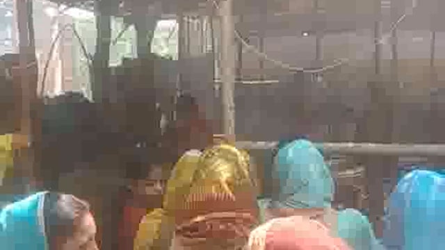 Mantra uchharan ke bad purnahuti ka program sampann hua