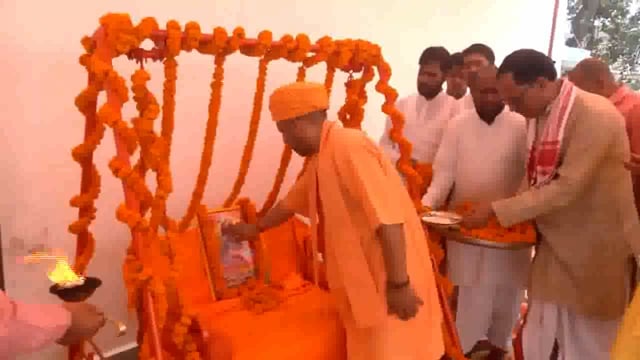 मुख्यमंत्री योगी आदित्यनाथ ने  राम नवमी के अवसर पर प्रभु  राम के प्रति अपनी श्रद्धा व्यक्त करते हुए कहा कि धर्म के साक्षात स्वरूप, सत्य, सनातन और सदाचार के श्रेष्ठतम प्रतीक, प्रभु  राम की कृपा चराचर जगत पर बनी रहे। #politics